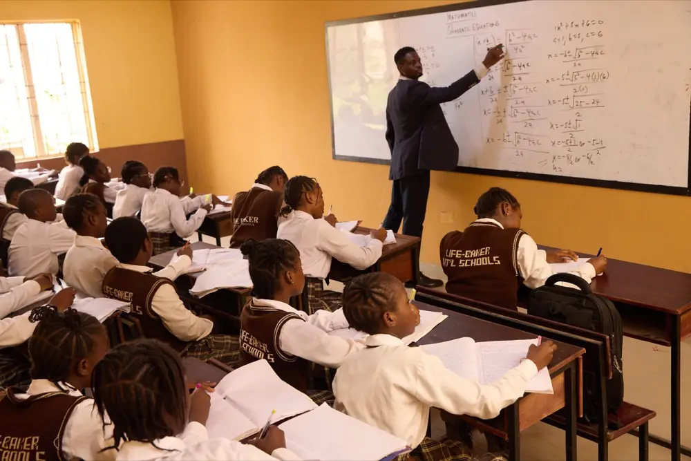 A full classroom during a lesson